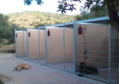 Instalaciones de Can Olivera en plena naturaleza